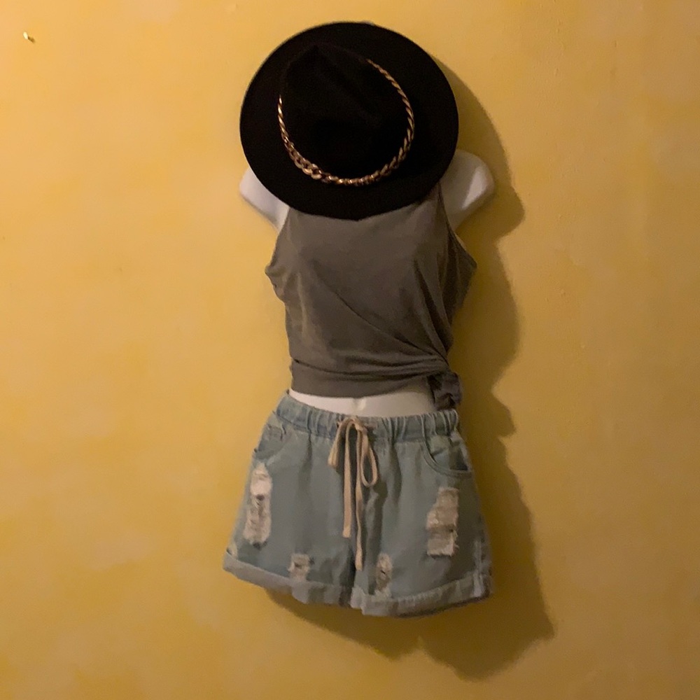 Chocolate Jean shorts tattered drag string Elastic waste and